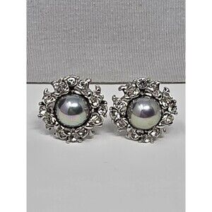 Vintage Parklane PCI Faux Pearl Rhinestone Clip Earrings Silver Tone Bridal Halo